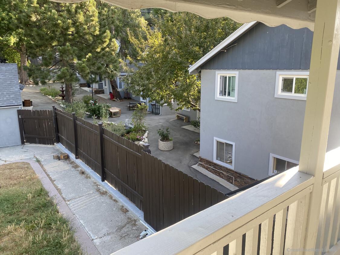 Spacious 2nd Floor Apartment at the Alpine Mall